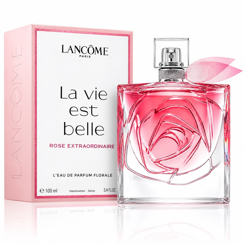 Lancôme La Vie Est Belle Rose Extraordinaire 100ml Eau de Parfum rose coloured bottle beside its matching white presentation carton with a pink border and Lancôme branding on a clean white background